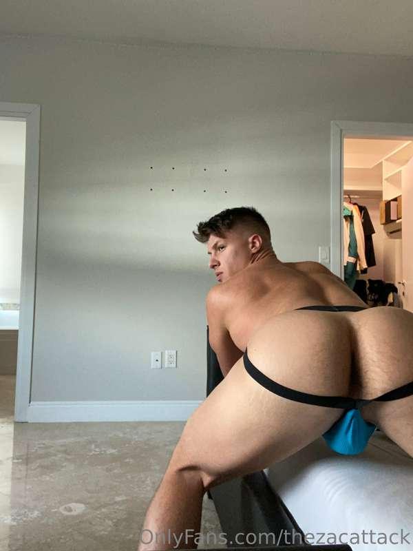 im starting to like jockstraps a little too much 😅