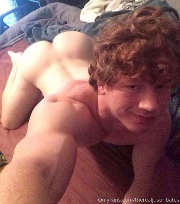 Daddy told me to bend over so I obeyed 😉