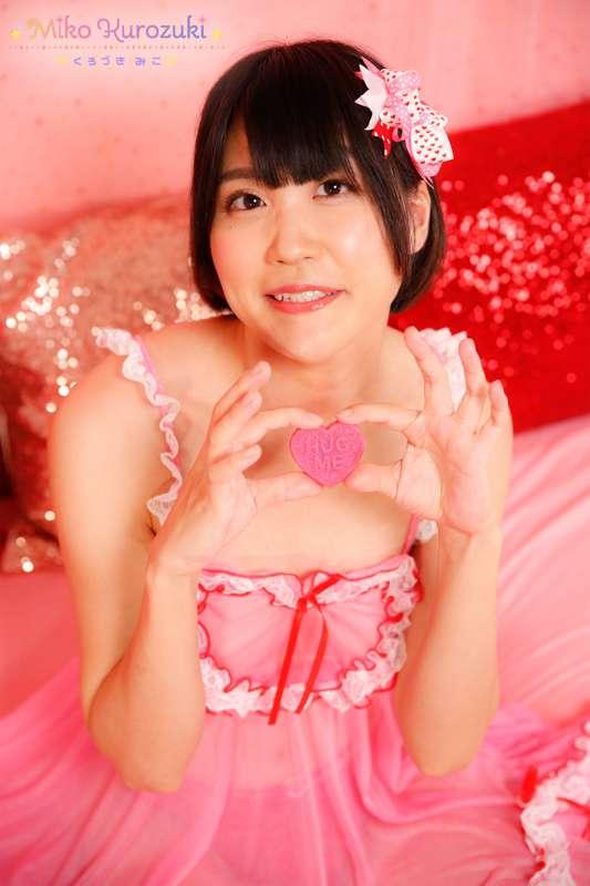 おうちに帰ってきたら、ぎゅーって抱きしめてあげるね！💖 早く会いたかったよ〜！🥰  Whenever you come ..