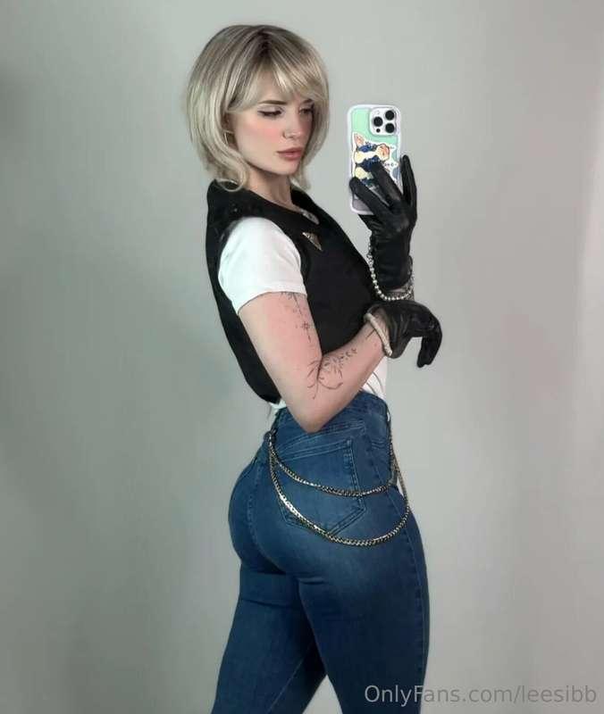 I wanna do another cosplay soon! any ideas?