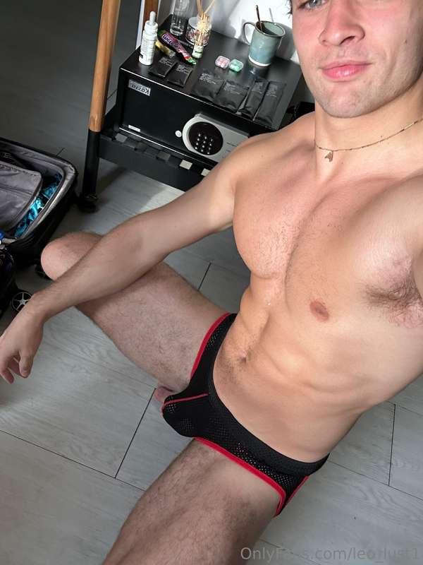 leo_lust1 image #1