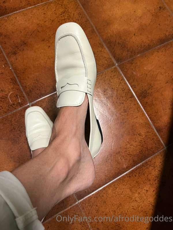 Buongiorno , scarpa bassa stamattina..