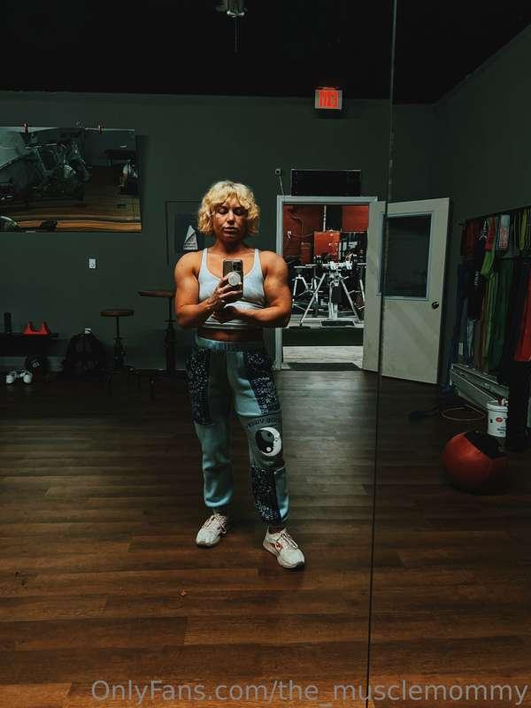 Not nude because there are TOO many people in the gym today!..