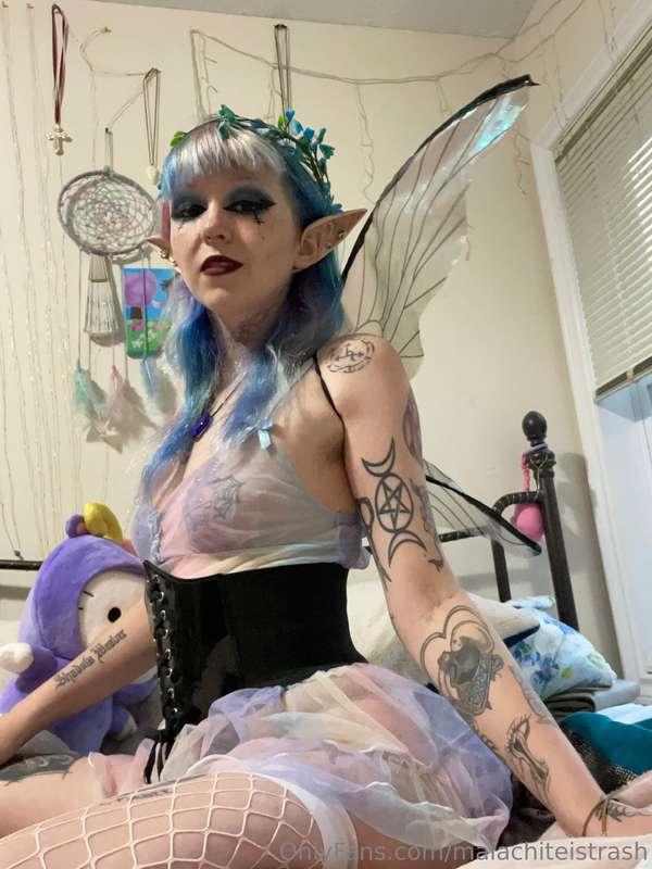 Posting a new fairy set tomorrow, first time in a while !! H..