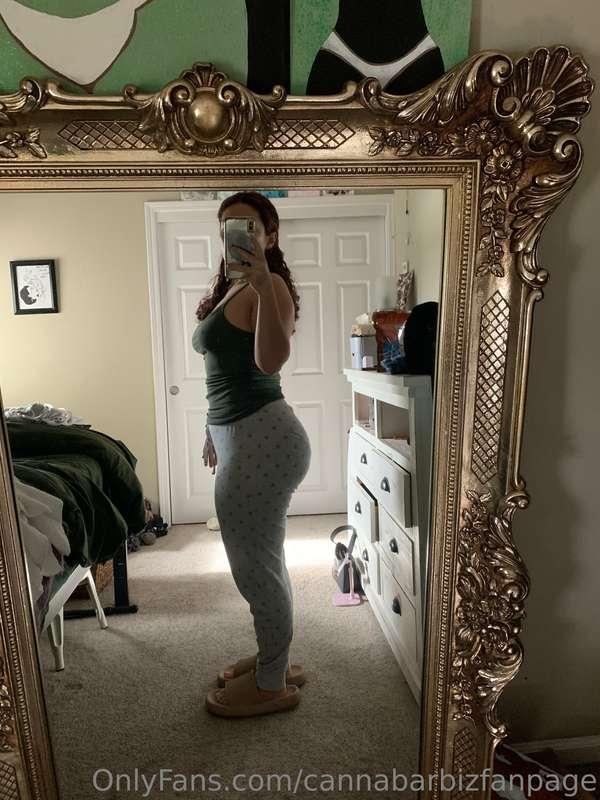 🚨PLEASE MESSAGE ME CONSISTENTLY IF YOU WANT A CUSTOM VIDEO 🚨..