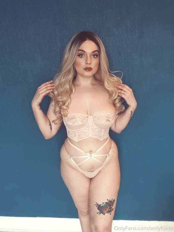 Happy Friday folks 💖 hope you've made it through the week ok..