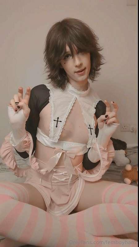 femboyhami image #3