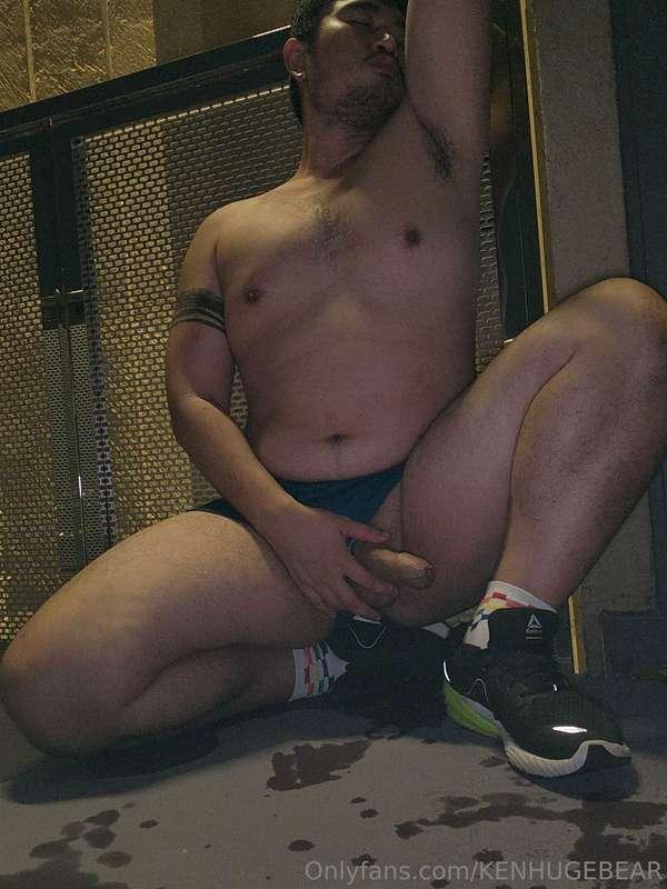 kenhugebear image #3