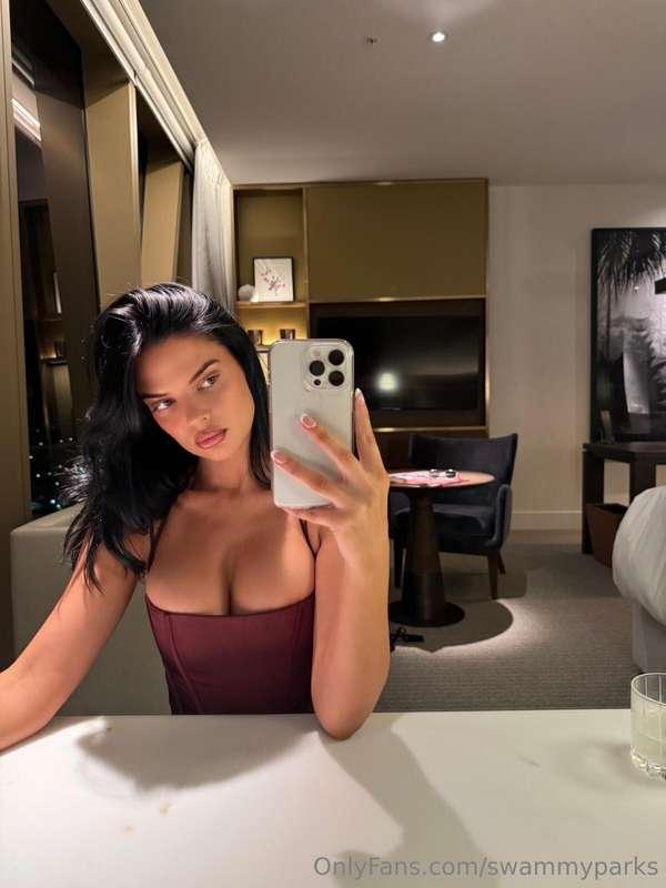 Find out what's underneath in your DM👅