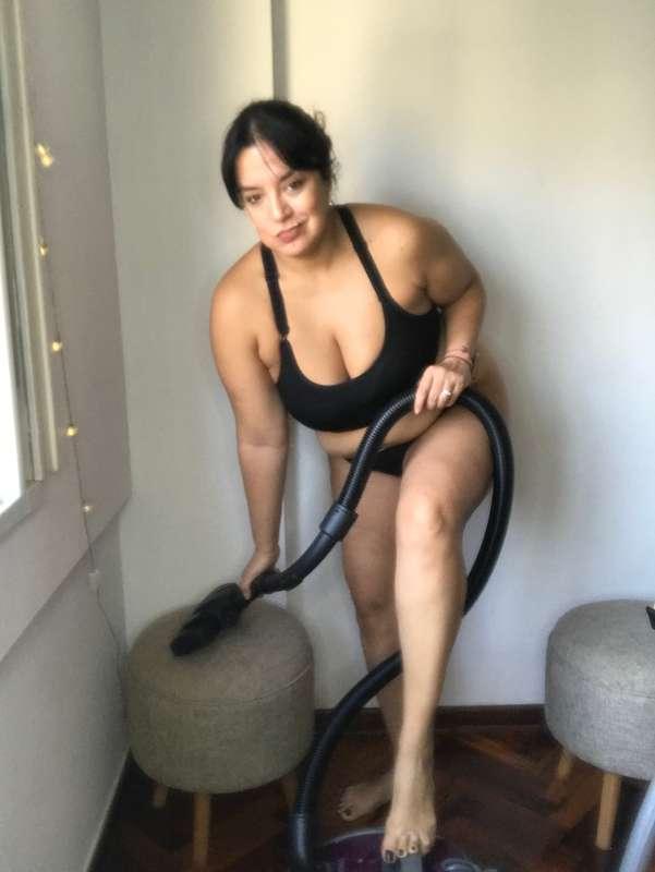 "good boys make Mommy happy with tips and gifts, you might r..