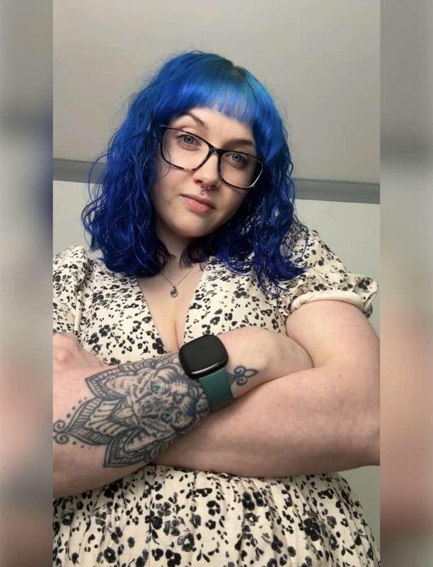muscly forearms on girls are hawt pass it on 