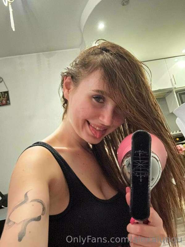 Will you make me dry?👅