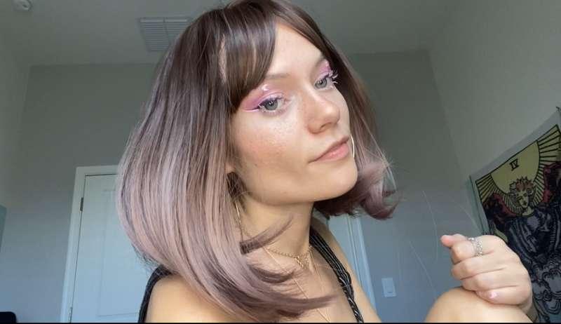 TODAYS MAKE UP AND HAIR OF FHE DAY!! We did the crescent moo..