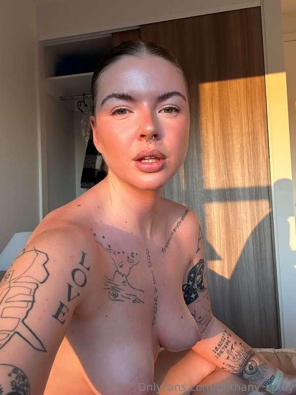 Tip $5 under this post for the best surprise of ur life baby..