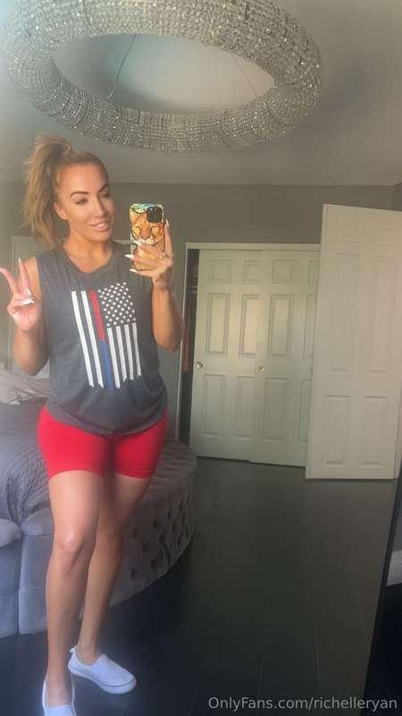 Patriotic all day..💋