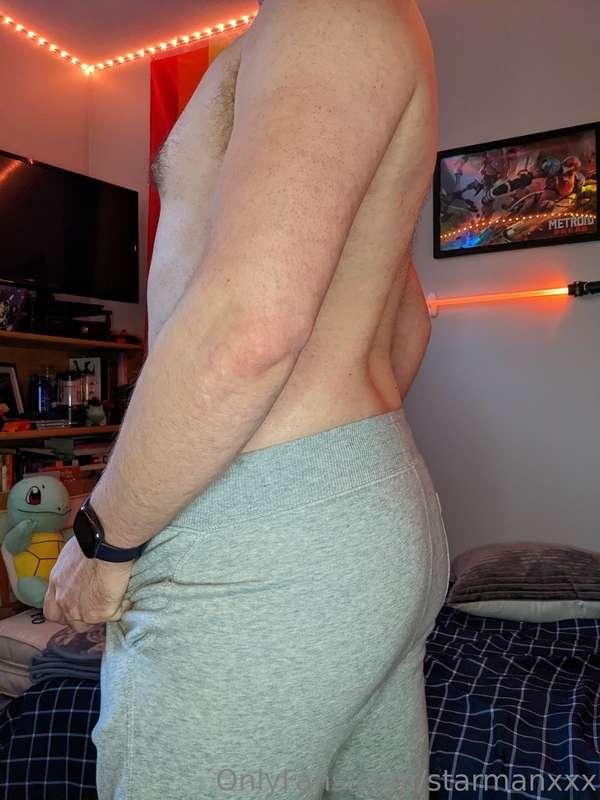 Happy hump day 🍑🎃