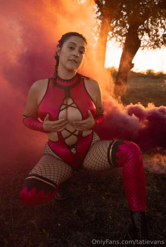 Had some fun with this Mileena outfit last year, what costum..