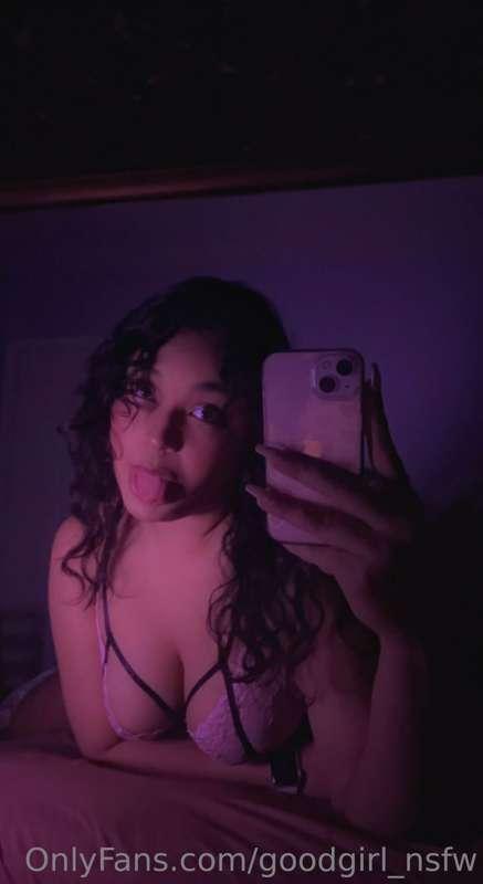 doing dick rates rn for $15 send me your cock pics daddy <3
