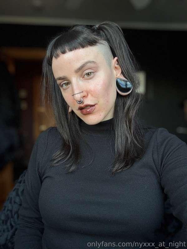 Happy Winter Solstice, babes 🖤