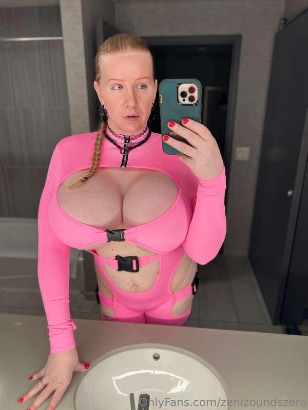 How do we feel about me in (and out of) hot pink?