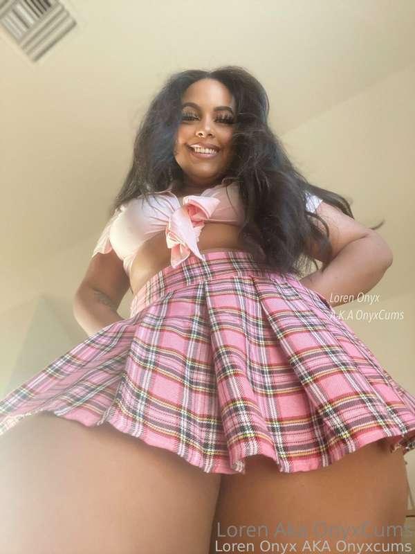 onyxcums image #1