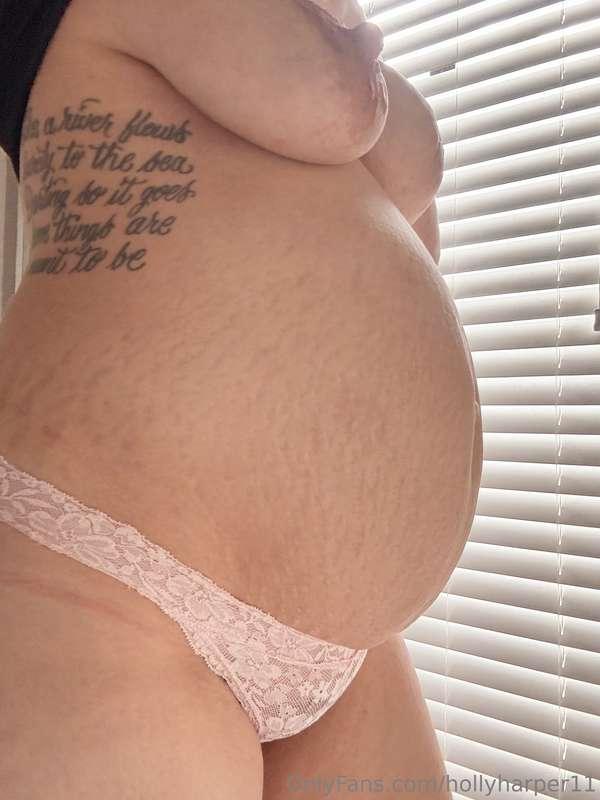 Here is a little morning bump update for you 🌸😘