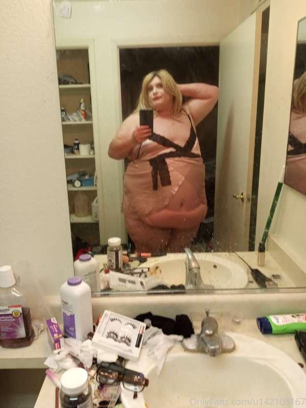 Trying on my pink nighty