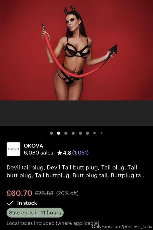 Who wants to see me in this butt plug for Halloween ? ;)