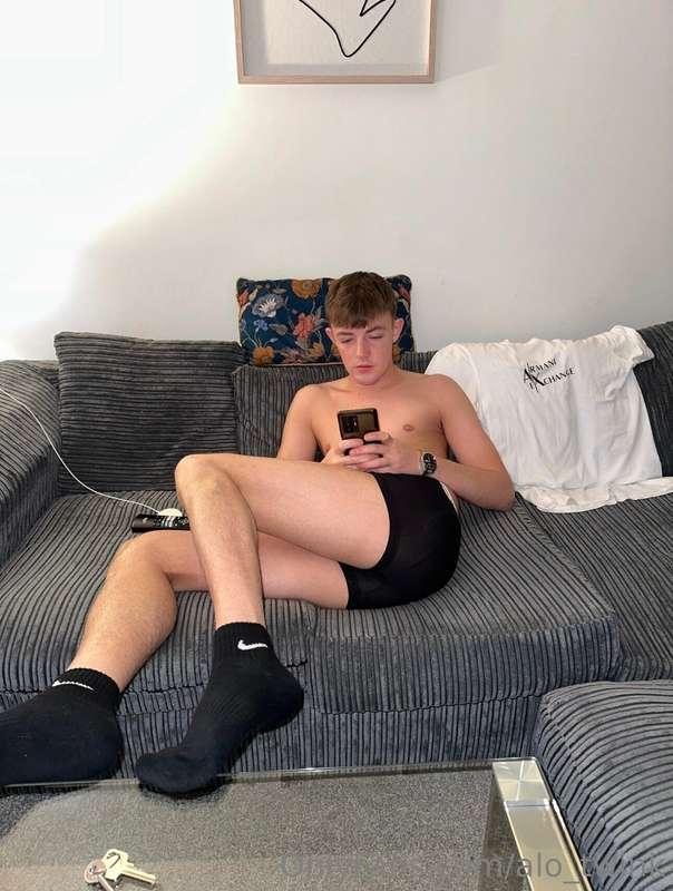 alo_twink image #0