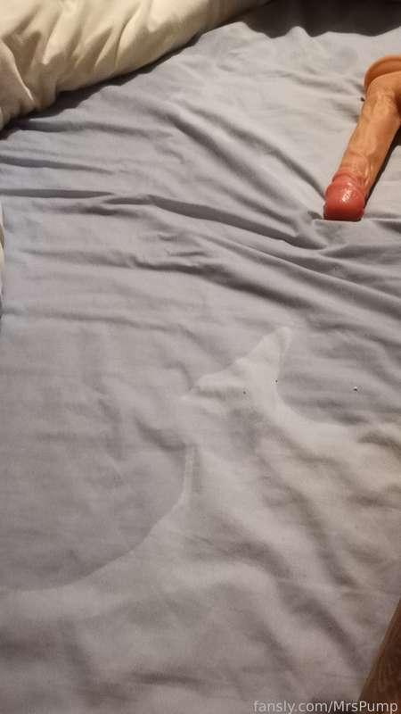 Oops, how did that happen 😳😊. Sub to see xxxxx


#fyp #squirt #milf #cougar #squirting