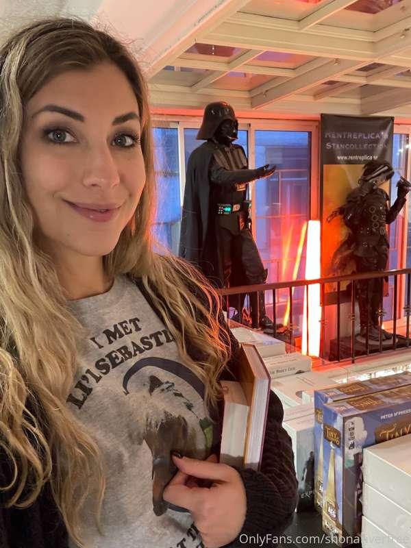 Yaaay star wars in the house hehe😍😍