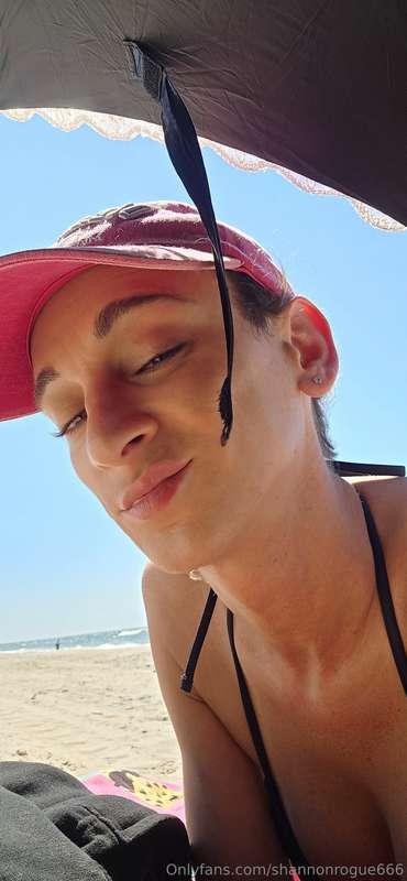 I keep gettingstood up on dates and that sucks lolBut for re..