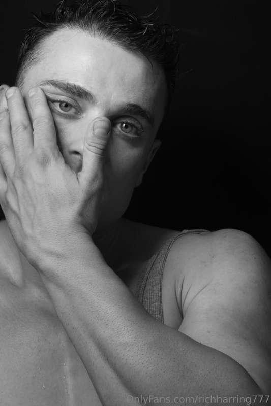 richharring777 image #0