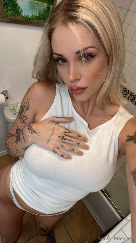 Kinda feeling down right now. What about you come cheer me u..