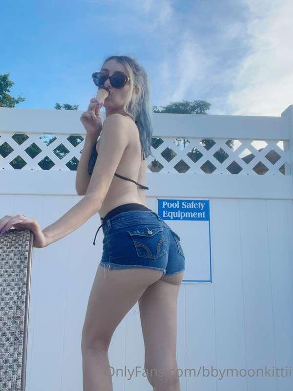 bbymoonkittii image #1
