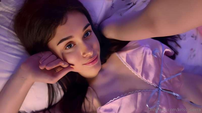 Gentle energy, strong heart, and a mind full of dreams 💭🌷