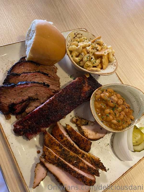 Tried a new place today: Delta Blues👌 Name drop your favorit..