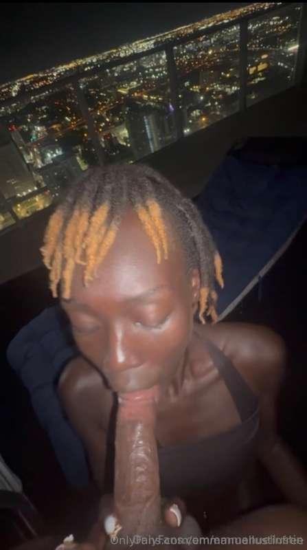 emmanuellustinfree image #0