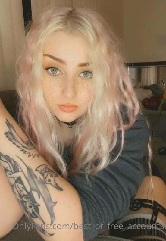 😳HER FREE ONLYFANS @matney IS INSANE‼️🔥
👸🏼 Anal/Pussy prince..
