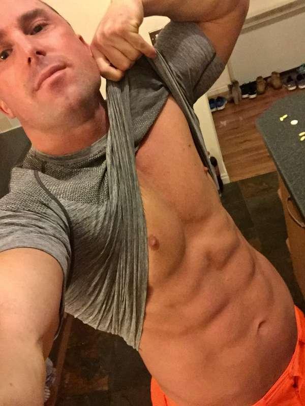 Happy Monday guys....let’s kill it this week x