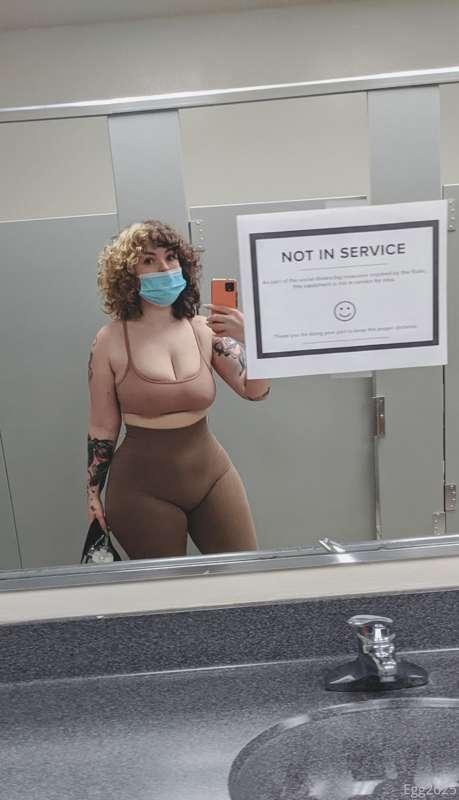 Fuck me at the gym