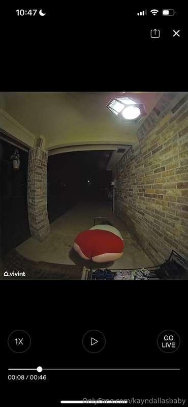 the view my ring camera gets 😂
