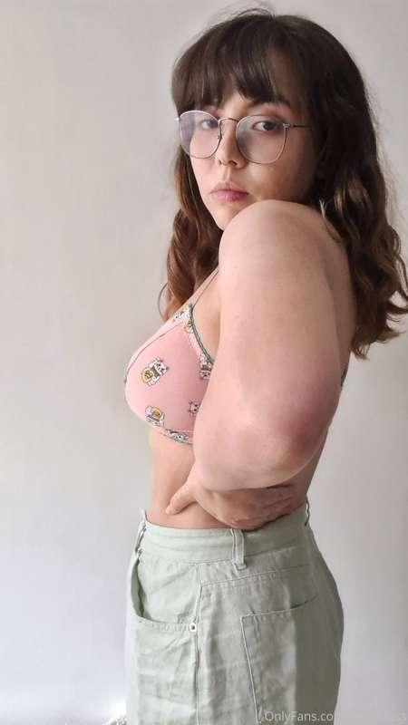 🌈 I loved this bra, i know it's not the sexiest, but the cat..