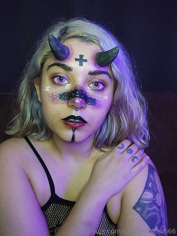 Haven't decided what I'm going to be for Halloween yet. As l..