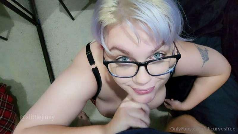 Do ya like watching big titty alt girls get fucked? 👀
🩵 BG 💦..