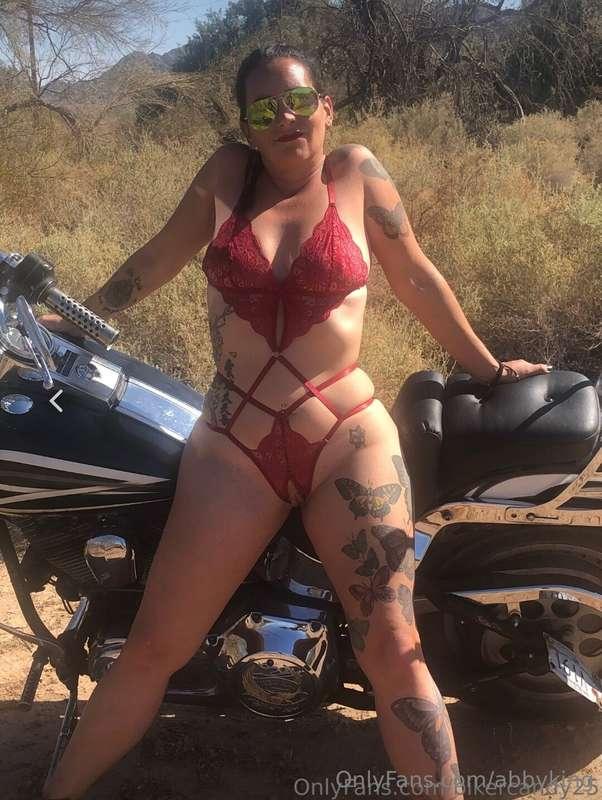 Bikes, Trucks, Leather and Lace and lots of spice 😘🌶️🔥😈Tatto..