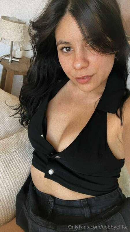 Your cum would look so good dripping down my face 💦💦

💕 Chec..