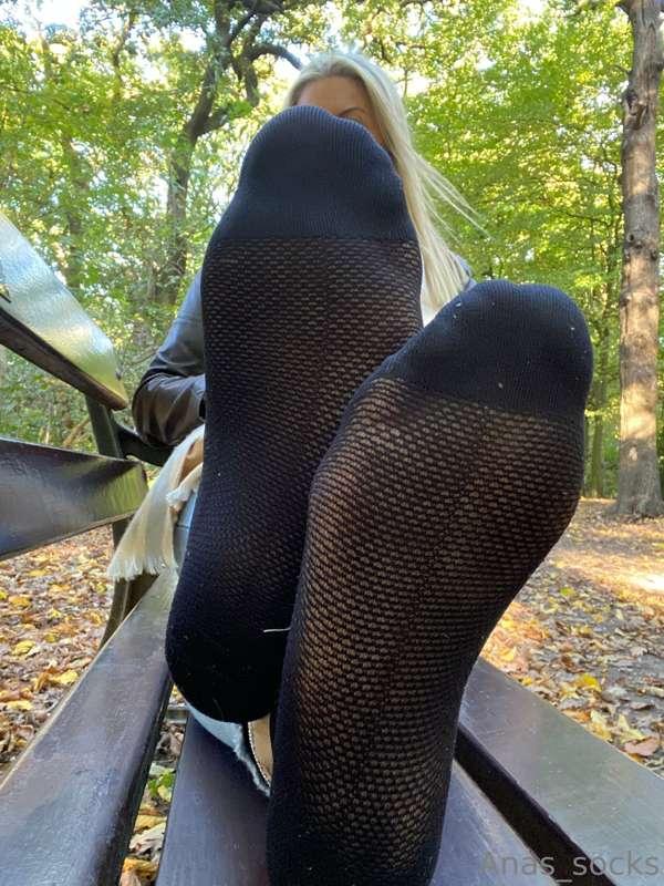 Sniff my socks 🧦