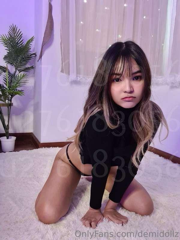 I can't lick myself, could you help me? 🥺