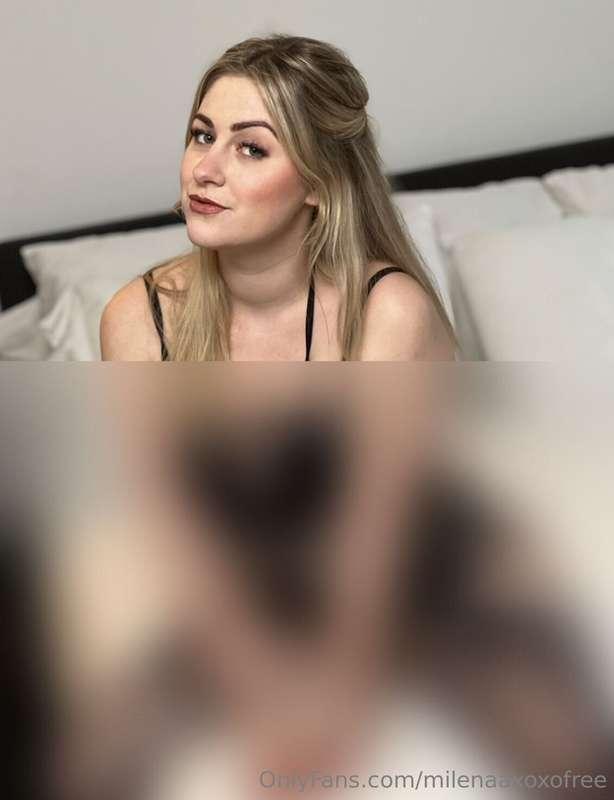 Do you Like me in this Slutty Lingerie set?? 🥵
